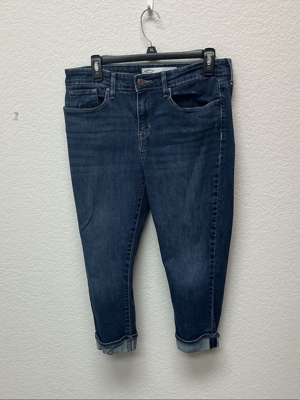 Signature by Levi Strauss Dark Blue Cropped Women's Jeans